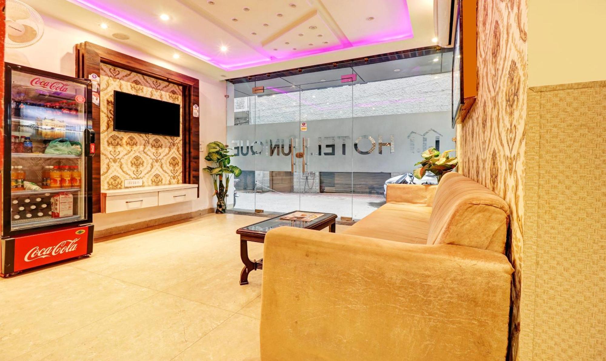 Itsy Hotels Unique - Near Railway Station Amritsar Exterior foto